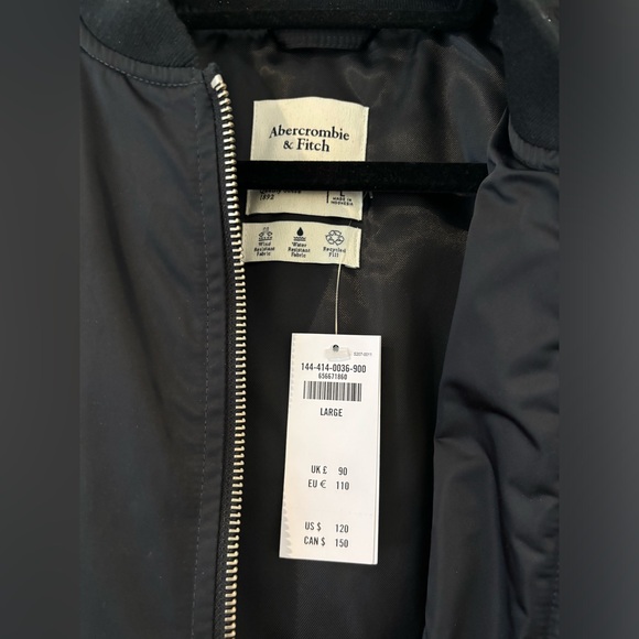 Abercrombie & Fitch Nylon Bomber Jacket - Sz L - BNWT - Picture 8 of 12